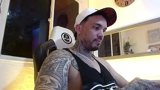 Angel sex latin online show from February 26, 5:31 am