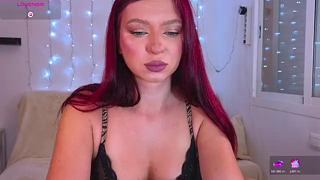 Snapshot of Karinchik_ chatting on February 18, 6:37 pm Karinchik online show from February 18, 6:37 pm