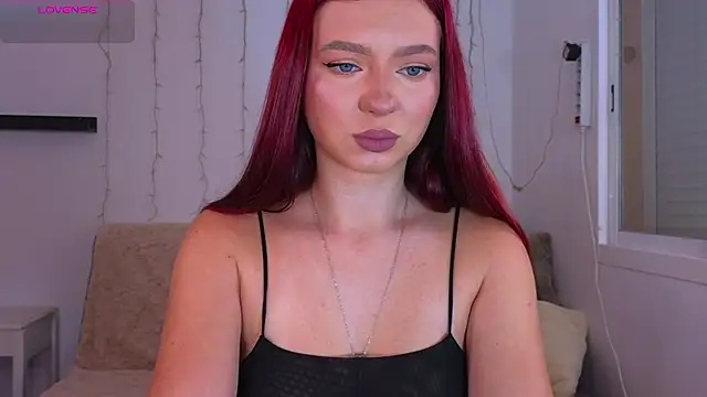 Snapshot of Karinchik_ chatting on March 11, 6:52 pm Karinchik online show from March 11, 6:52 pm