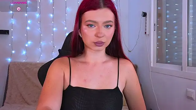 Snapshot of Karinchik_ chatting on March 12, 6:33 pm Karinchik online show from March 12, 6:33 pm