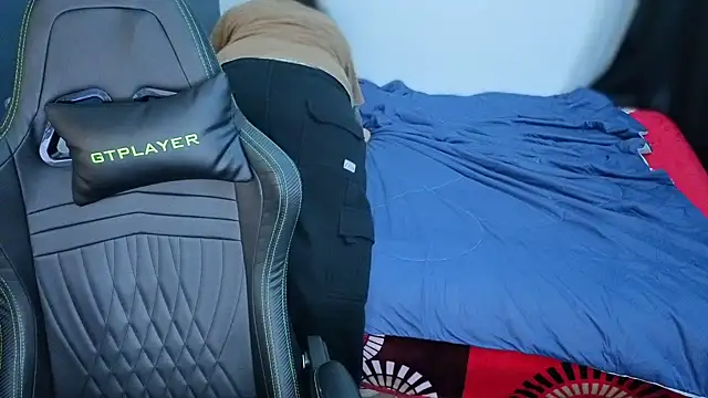 miacanela xo online show from March 15, 1:22 am