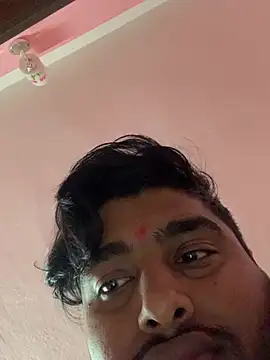 Snapshot of SweetFatBoy chatting on February 6, 4:14 pm SweetFatBoy online show from February 6, 4:14 pm