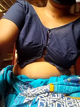 HotSexyBoudi online show from February 1, 8:39 am