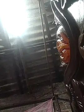 HotSexyBoudi online show from October 18, 9:21 am