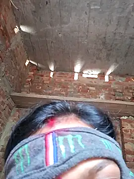 HotSexyBoudi online show from March 9, 8:40 am