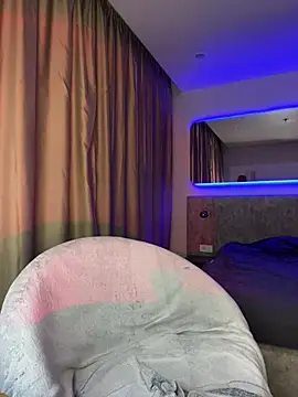 Snapshot of Melisa_Ester chatting on February 8, 5:50 pm Melisa Ester online show from February 8, 5:50 pm