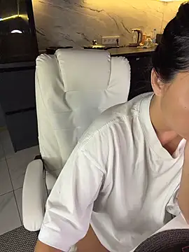 Snapshot of Melisa_Ester chatting on March 9, 6:56 pm Melisa Ester online show from March 9, 6:56 pm