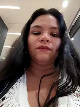 Snapshot of Julieta-tits chatting on December 15, 12:51 am Julieta-tits online show from December 15, 12:51 am