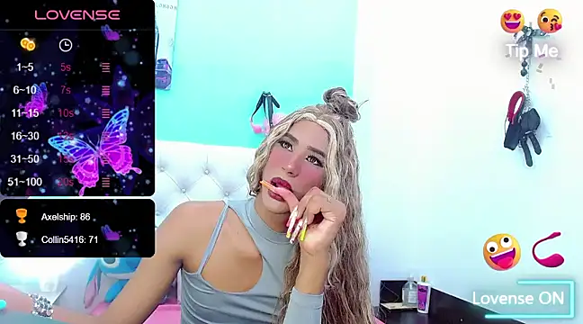 Snapshot of kinverly_sexyx chatting on January 11, 6:12 pm kinverly sexyx online show from January 11, 6:12 pm