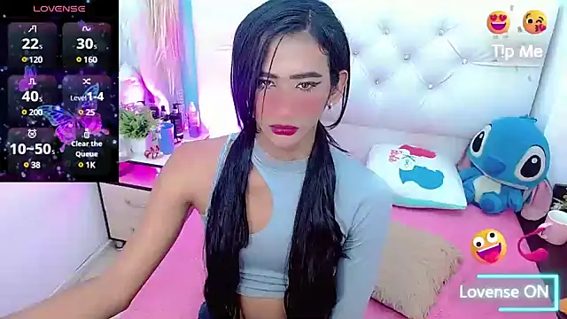 Snapshot of kinverly_sexyx chatting on February 1, 6:40 pm kinverly sexyx online show from February 1, 6:40 pm