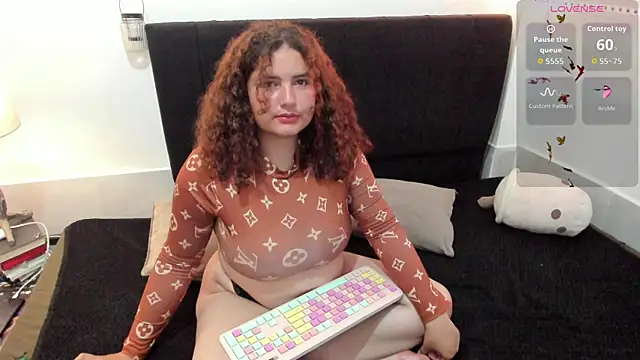 Manina Molly  online show from October 4, 8:40 pm