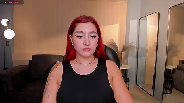 ViolettCastel online show from January 15, 7:34 pm