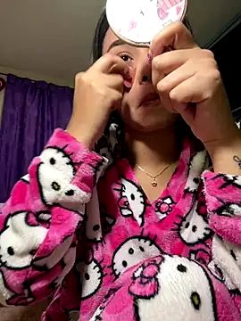 Kimmymadison- online show from January 6, 9:18 pm