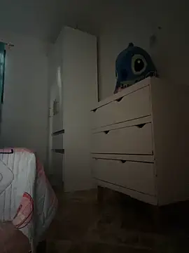 Kimmymadison- online show from February 12, 9:43 pm