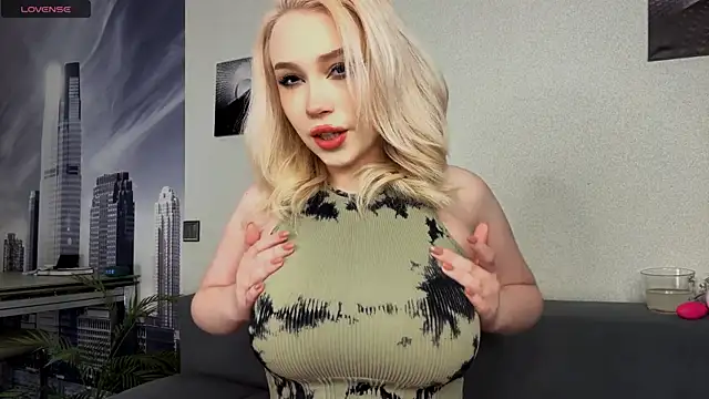 AsteriaHamel online show from January 18, 2:04 am