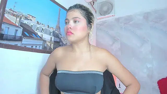 sofiacastillo01 online show from May 28, 1:41 pm