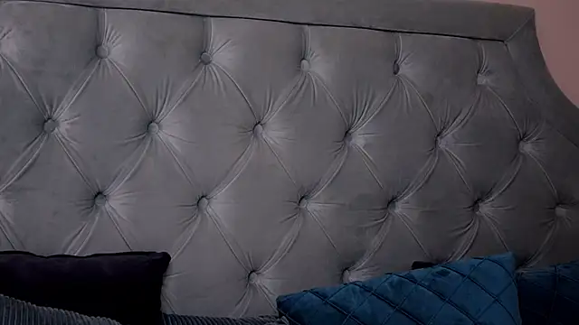 LucyAddison online show from February 23, 10:49 am