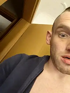 Snapshot of Bartzrl chatting on October 10, 2:43 am Bartzrl online show from October 10, 2:43 am