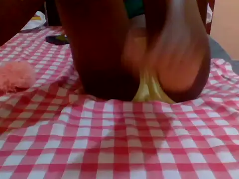 Sweetrata  online show from March 19, 10:25 pm