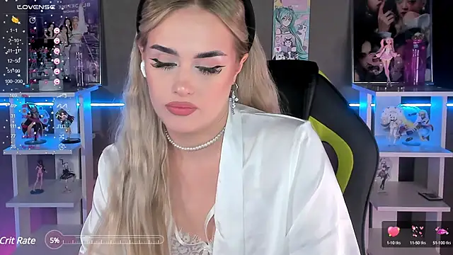 Snapshot of Ellen_Soft chatting on February 6, 8:23 pm Ellen Soft online show from February 6, 8:23 pm