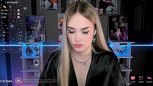 Snapshot of Ellen_Soft chatting on March 18, 7:42 pm Ellen Soft online show from March 18, 7:42 pm