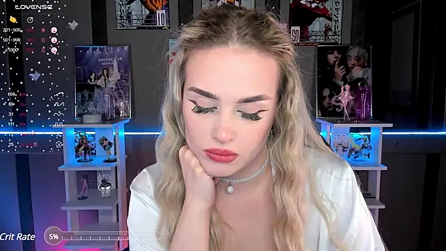 Snapshot of Ellen_Soft chatting on March 19, 7:27 pm Ellen Soft online show from March 19, 7:27 pm