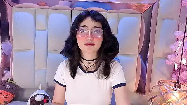 SaraMartini1 online show from January 6, 6:06 am