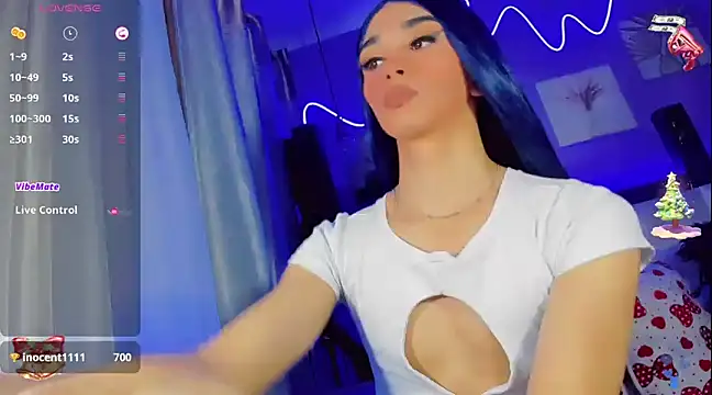 Snapshot of Baby_Aliz chatting on December 12, 2:59 am Baby Aliz online show from December 12, 2:59 am