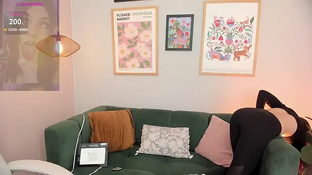 Melissa Koster online show from October 12, 9:14 pm