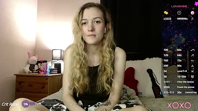 EllieeRose online show from February 22, 3:45 am