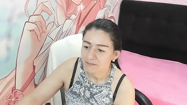 AllysonMilf69 online show from June 2, 3:03 pm