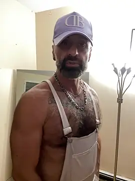 Snapshot of DaddySnowXX chatting on October 9, 12:19 am DaddySnowXX online show from October 9, 12:19 am