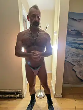 Snapshot of DaddySnowXX chatting on June 11, 1:49 am DaddySnowXX online show from June 11, 1:49 am
