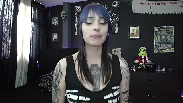 Snapshot of Goddess_Mortem chatting on January 7, 8:10 pm Goddess Mortem online show from January 7, 8:10 pm
