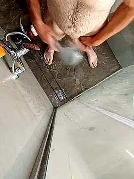 Snapshot of Kamilio190 chatting on July 17, 12:39 am Kamilio190 online show from July 17, 12:39 am
