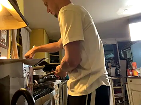 trash4cash online show from October 16, 3:07 am