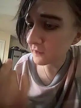 Snapshot of YandereDemon chatting on November 3, 5:25 pm YandereDemon online show from November 3, 5:25 pm