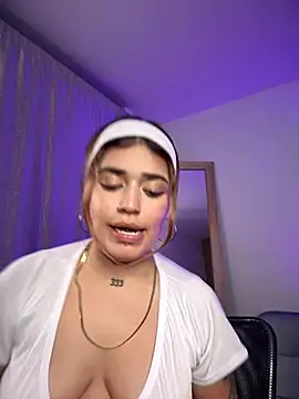 Snapshot of JoselinFlower_ chatting on March 2, 2:19 am JoselinFlower online show from March 2, 2:19 am