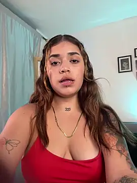 Snapshot of JoselinFlower_ chatting on March 6, 3:24 am JoselinFlower online show from March 6, 3:24 am