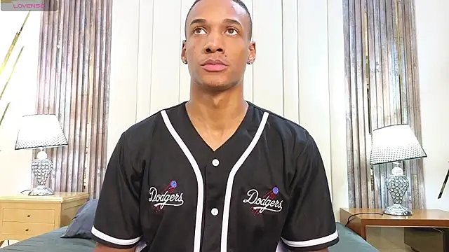 Malkongarcia online show from February 14, 9:11 pm