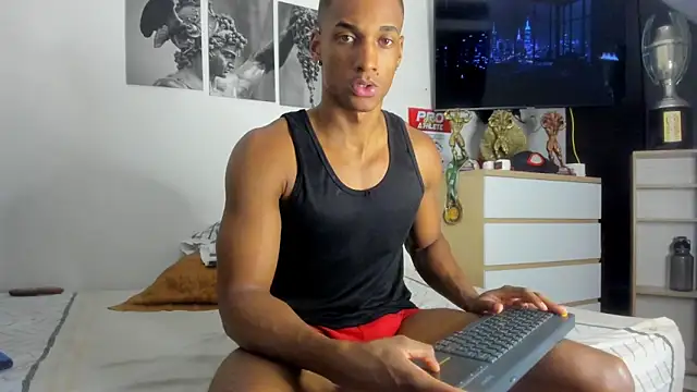 Snapshot of Malkongarcia chatting on April 16, 9:26 pm Malkongarcia online show from April 16, 9:26 pm