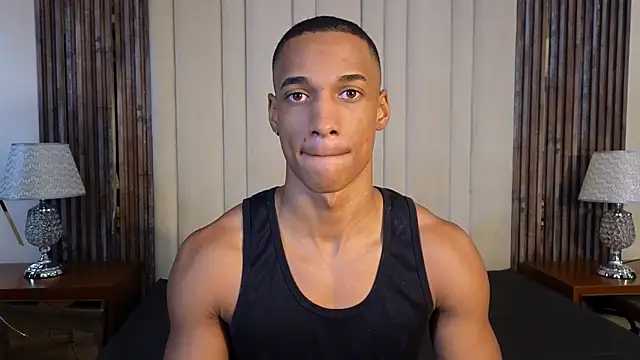 Snapshot of Malkongarcia chatting on May 2, 2:11 pm Malkongarcia online show from May 2, 2:11 pm
