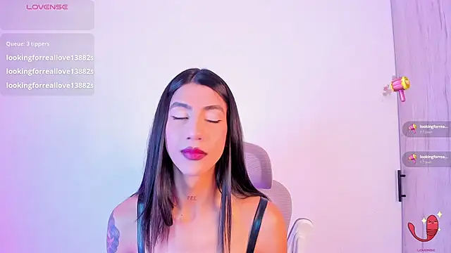 sofiaa grey  online show from December 1, 1:38 pm