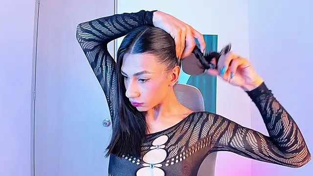 sofiaa grey  online show from March 29, 3:56 pm