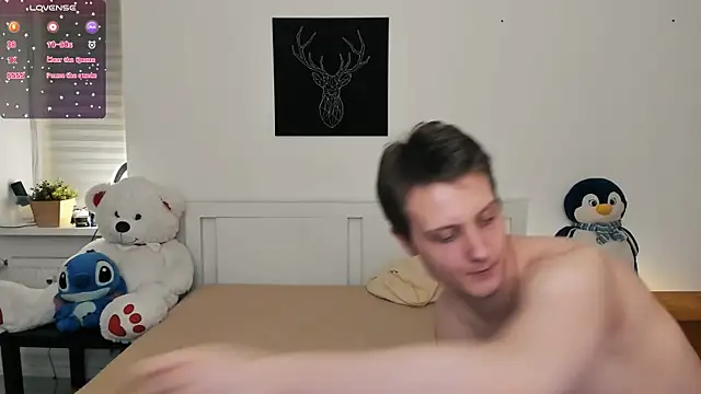 Snapshot of shaameless chatting on February 21, 8:27 pm shaameless online show from February 21, 8:27 pm