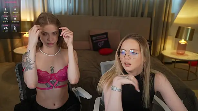 Snapshot of Cassy-Celestial_ chatting on April 21, 10:43 am Cassy-Celestial online show from April 21, 10:43 am