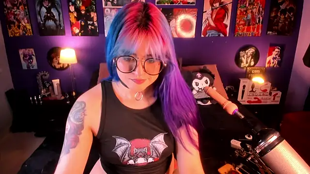 Snapshot of anne_cross chatting on February 18, 3:42 am anne cross online show from February 18, 3:42 am