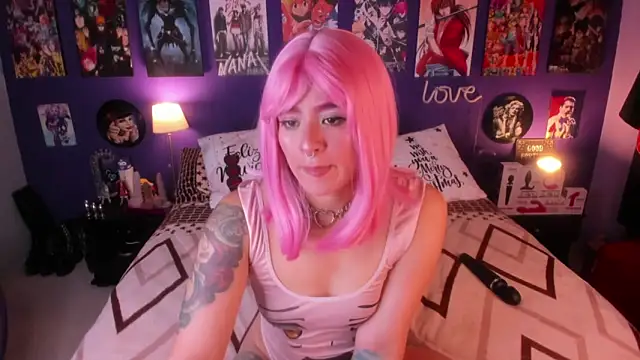 Snapshot of anne_cross chatting on November 26, 10:11 pm anne cross online show from November 26, 10:11 pm