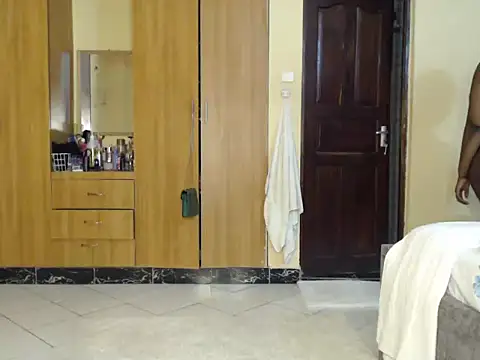 Snapshot of Booby_savage chatting on March 20, 4:23 pm Booby savage online show from March 20, 4:23 pm