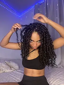 Snapshot of nicoleebony1 chatting on February 10, 8:00 pm nicoleebony1 online show from February 10, 8:00 pm